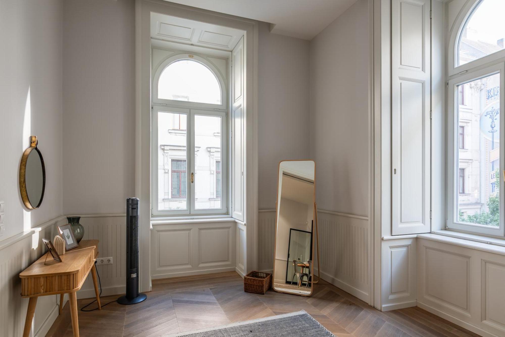 Imagine Apartment