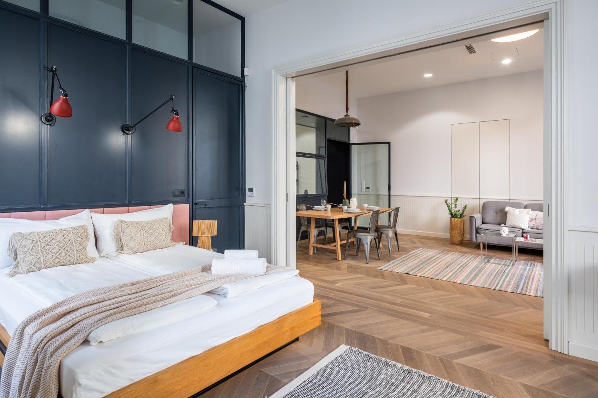 Imagine Apartment *